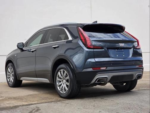 Shadow Metallic 2019 Cadillac XT4 Premium Luxury