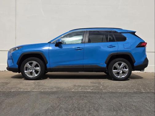 2021 Toyota RAV4 Hybrid XLE Premium