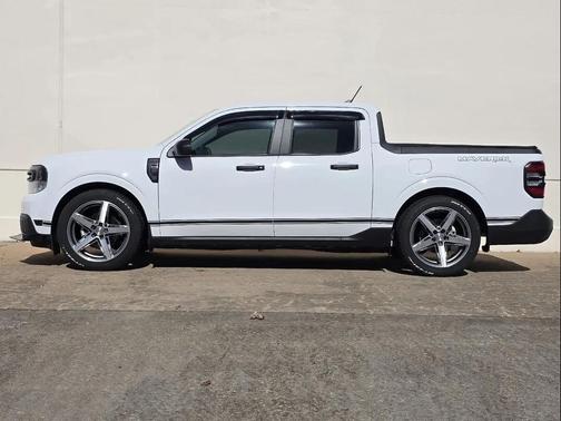 2024 Ford Maverick XL