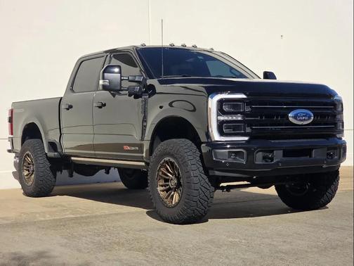 2025 Ford F-250 Platinum
