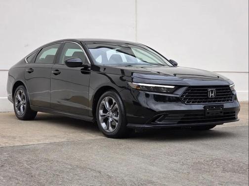 Crystal Black Pearl 2023 Honda Accord EX