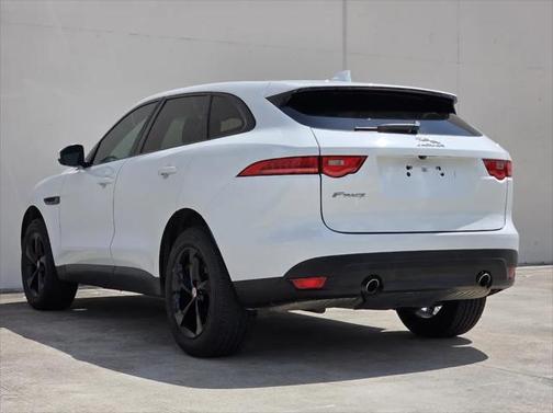 2019 Jaguar F-PACE 25t Premium