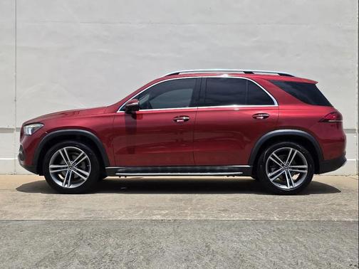Red 2021 Mercedes-Benz GLE 350 Base