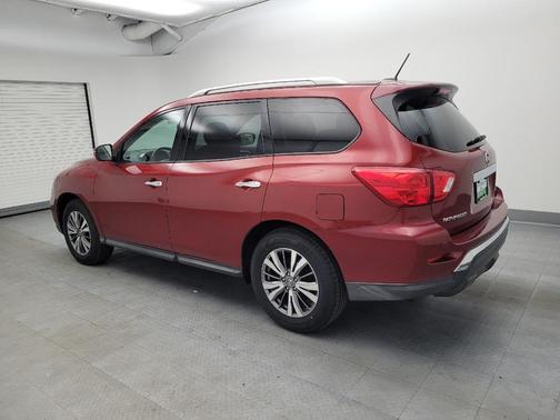 2018 Nissan Pathfinder SV