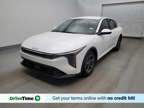 Snow White Pearl 2025 Kia K4 LXS