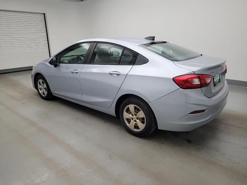 Silver Ice Metallic 2017 Chevrolet Cruze LS
