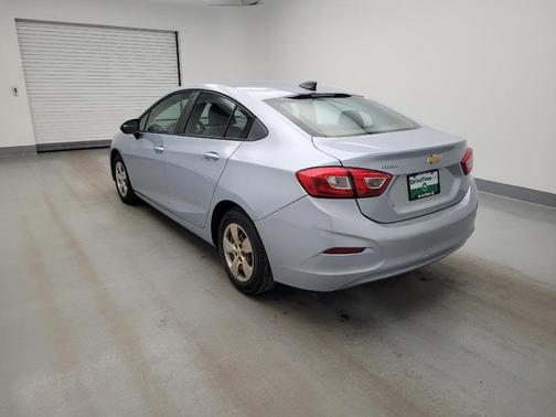 Silver Ice Metallic 2017 Chevrolet Cruze LS