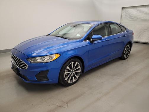 Blue 2019 Ford Fusion SE