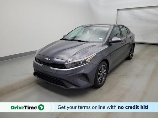 Gray 2024 Kia Forte LXS