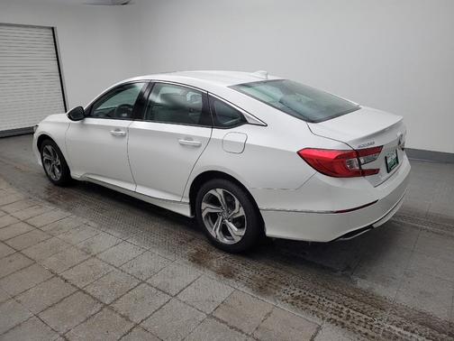 Platinum White Pearl 2018 Honda Accord EX