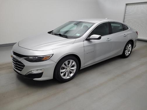 Silver Ice Metallic 2020 Chevrolet Malibu FWD LT