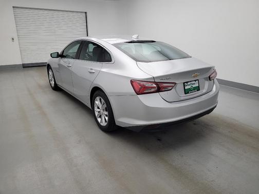 Silver Ice Metallic 2020 Chevrolet Malibu FWD LT