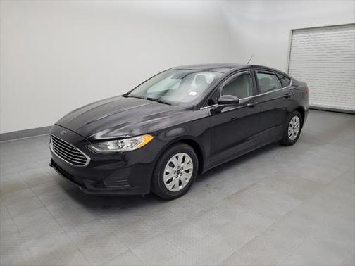 2019 Ford Fusion S