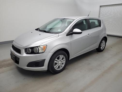 Silver Ice Metallic 2014 Chevrolet Sonic LT