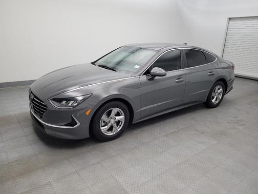2022 Hyundai SONATA SE