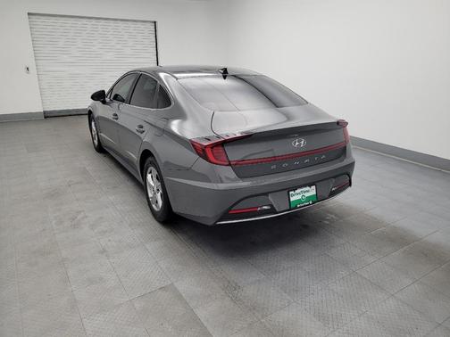 2022 Hyundai SONATA SE