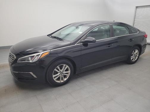 2017 Hyundai SONATA SE