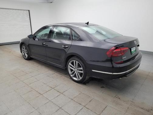2018 Volkswagen Passat 2.0T R-Line