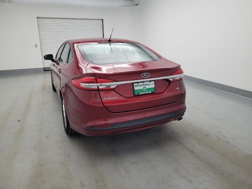 Red 2018 Ford Fusion SE