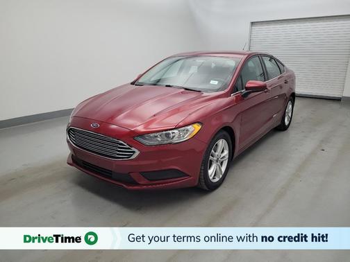 Red 2018 Ford Fusion SE