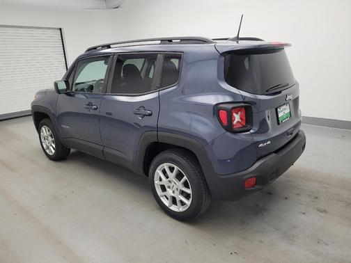 Slate Blue Pearlcoat 2022 Jeep Renegade Latitude