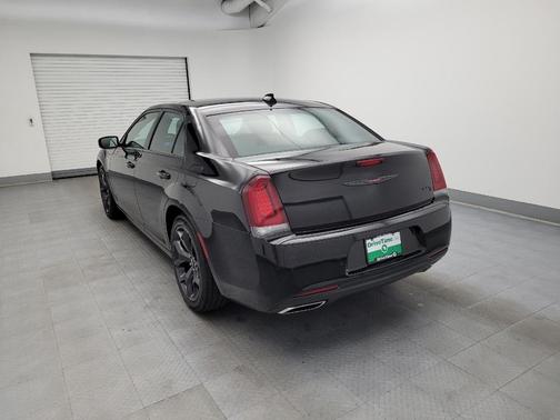 2021 Chrysler 300 S