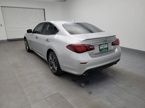 2019 INFINITI Q70 3.7X LUXE