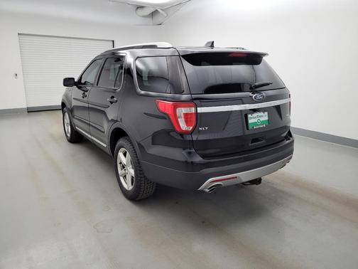 Shadow Black 2016 Ford Explorer XLT