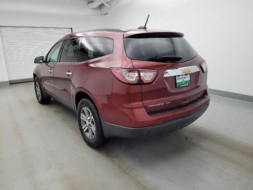 Siren Red Tintcoat 2017 Chevrolet Traverse 1LT