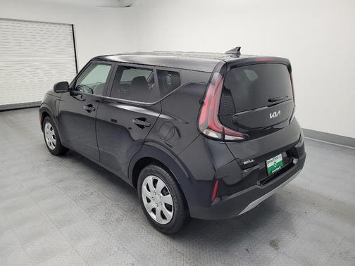 Fusion Black 2023 Kia Soul LX