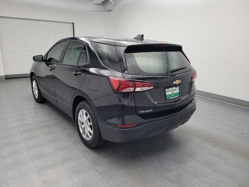 Mosaic Black Metallic 2023 Chevrolet Equinox LS