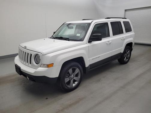 Bright White Clearcoat 2015 Jeep Patriot High Altitude Edition