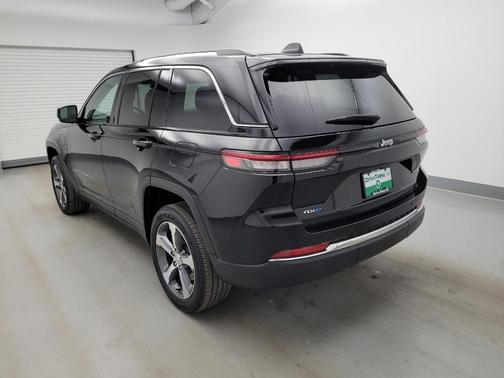 Diamond Black Crystal Pearlcoat 2022 Jeep Grand Cherokee 4xe Base