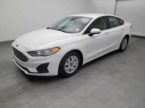 2019 Ford Fusion S