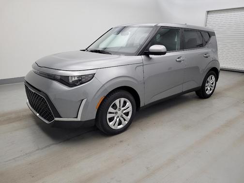 Steel Gray 2023 Kia Soul LX