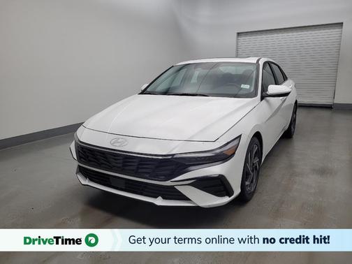 2025 Hyundai ELANTRA SEL