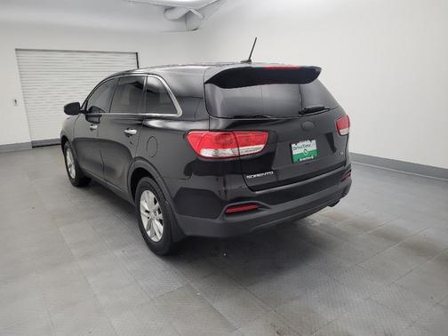 2016 Kia Sorento L
