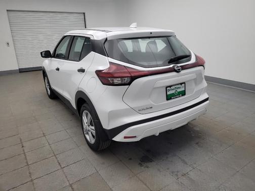 2022 Nissan Kicks S