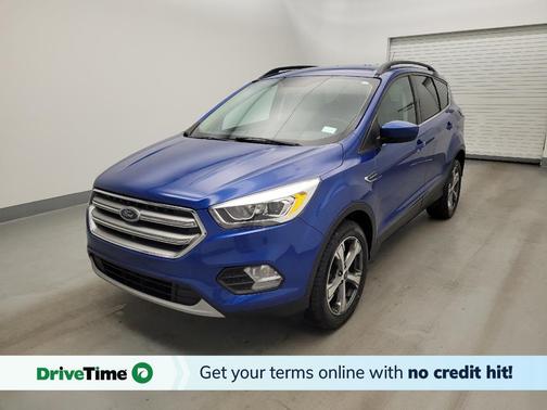 Ruby Red Metallic Tinted Clearcoat 2017 Ford Escape SE