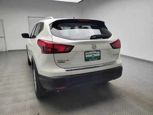 2018 Nissan Rogue Sport SV