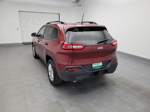 2017 Jeep Cherokee Sport