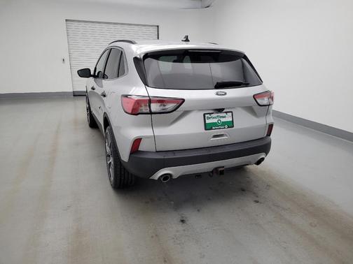 Ingot Silver Metallic 2020 Ford Escape Titanium