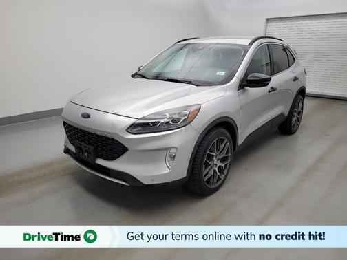 Ingot Silver Metallic 2020 Ford Escape Titanium
