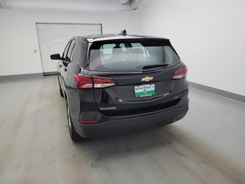 Mosaic Black Metallic 2024 Chevrolet Equinox LS