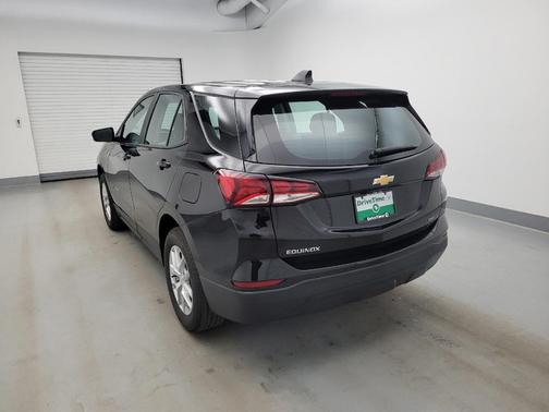 Mosaic Black Metallic 2024 Chevrolet Equinox LS