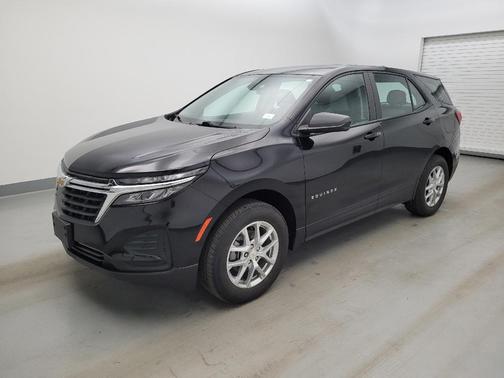 Mosaic Black Metallic 2024 Chevrolet Equinox LS