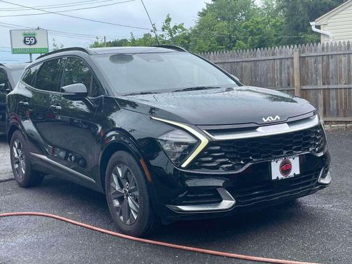 Ebony Black 2023 Kia Sportage SX