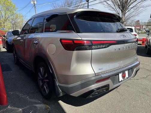 Warm Titanium 2023 INFINITI QX60 Luxe