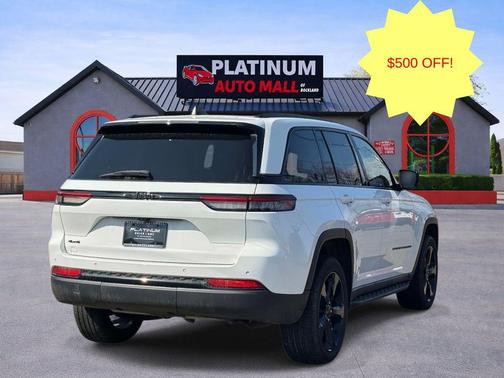 Bright White Clearcoat 2023 Jeep Grand Cherokee Altitude