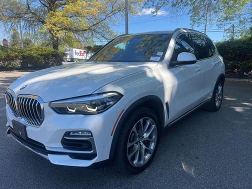 Mineral White Metallic 2020 BMW X5 xDrive40i